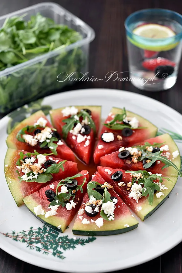 Przystawka arbuzowa a'la pizza Przystawka arbuzowa a'la pizza