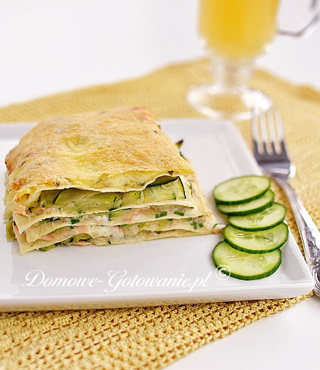 Lasagne z łososiem i cukinią Lasagnez łososiem i cukinią